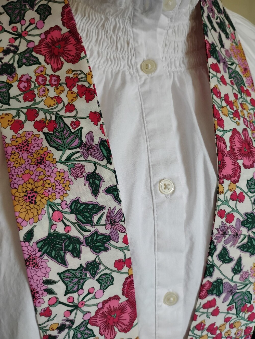 Liberty Art Fabric Tana Lawn Skinny Scarf Edna Berry Floral Pink Red Garden - Picture 8 of 13